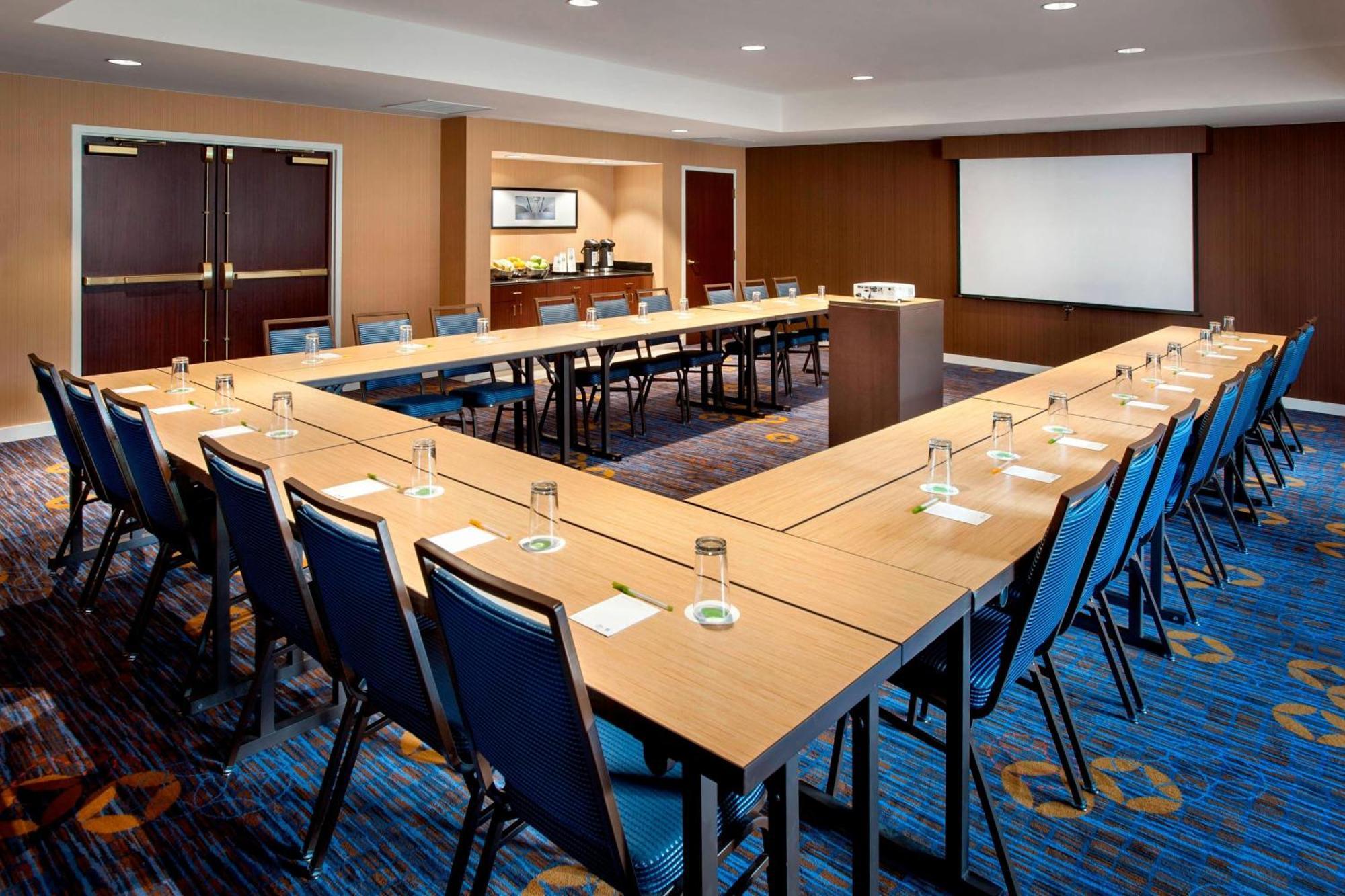 Courtyard Parsippany Otel Dış mekan fotoğraf